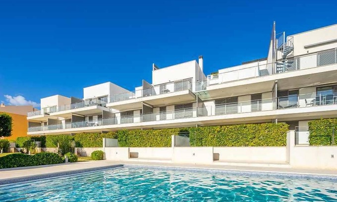 Puerto de Pollensa Apartment | Modern ground floor apartment walking distance to the beach