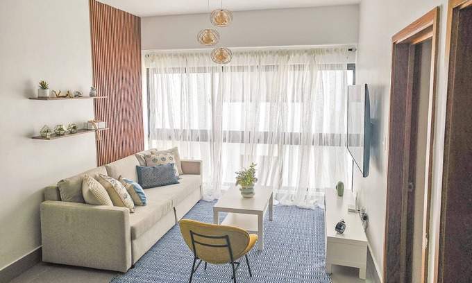 Santo Domingo Apartment | Modern High Floor Oasis in Santo Domingo - City Center