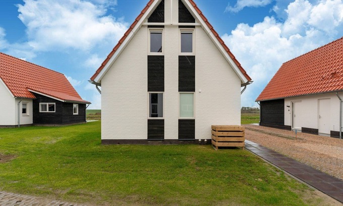 Scherpenisse House | Modern holiday home by the sea with sauna