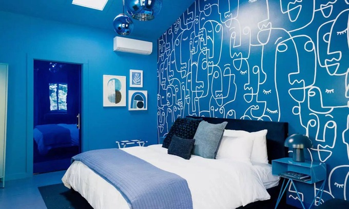 Phoenicia House | Modern Home + C M Y K Motel on 10 acres in Phoenicia