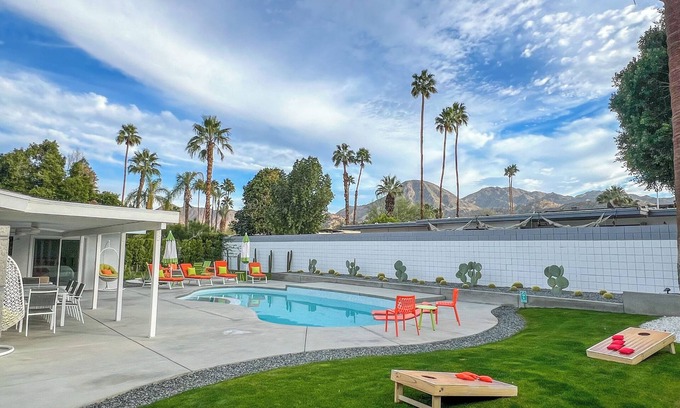 Indian Wells House | Modern Home Near El Paseo in Quiet Neighborhood w/Pool, Spa, Fire Pit, & Views