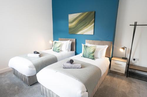 Padiham House | Modern House Ideal For Families and Contrators