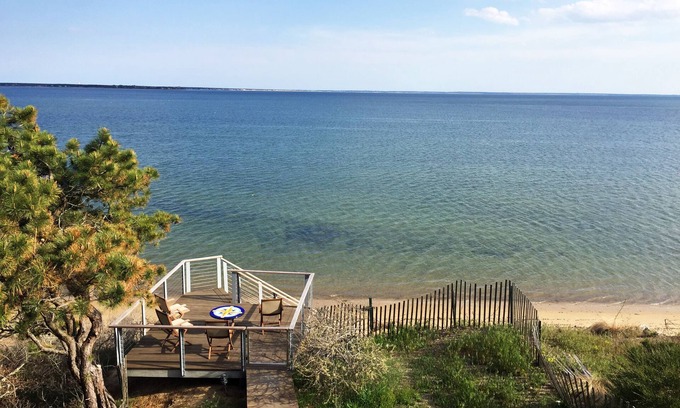Wellfleet House | Modern house with commanding views - Evermore cottage on Powers Landing Beach
