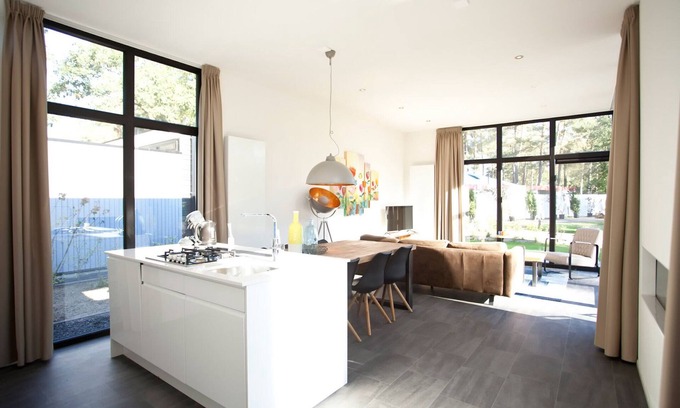 Nijkerk House | Modern house with dishwasher, near the Veluwemeer