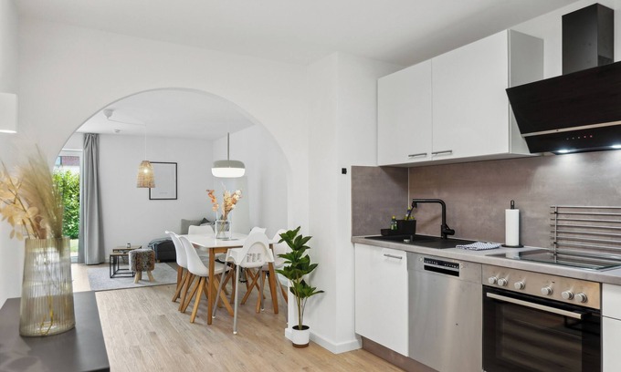 Westerdeichstrich Apartment | Modern KüstenHygge 1 with garden & parking space