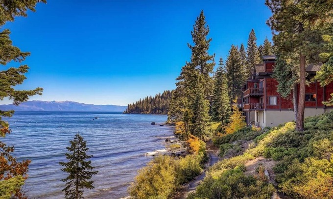 Dollar Point House | Modern Lakefront at Chinquapin | Unit 39