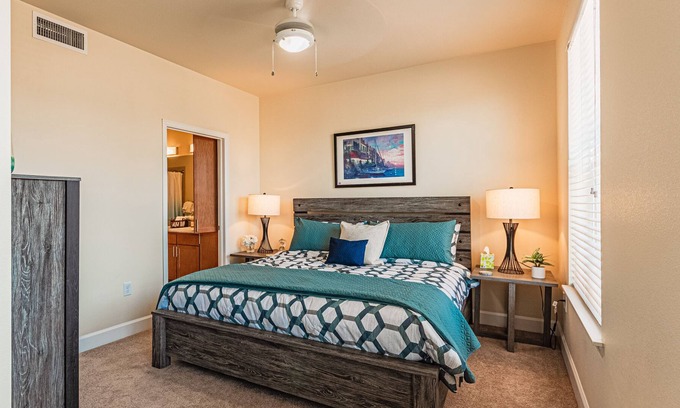 Briargate Apartment | Modern luxurious Mountain View. Very clean with out door hot tub
