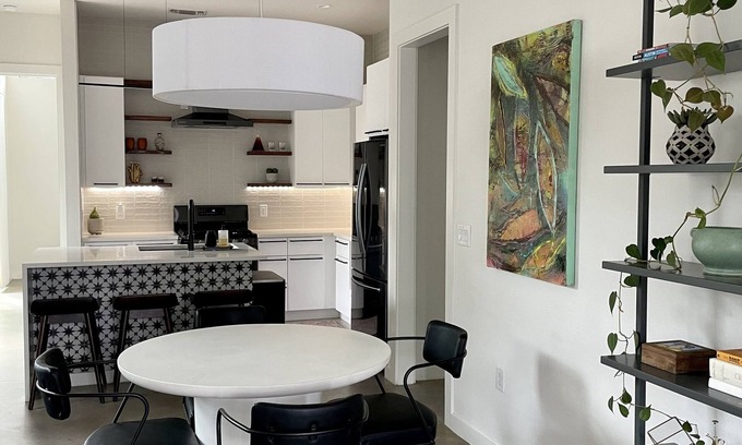 South Manchaca House | Modern Luxury Home in South Austin