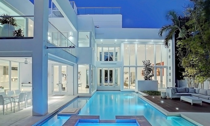 Lauderdale Beach House | Modern Masterpiece At The Beach