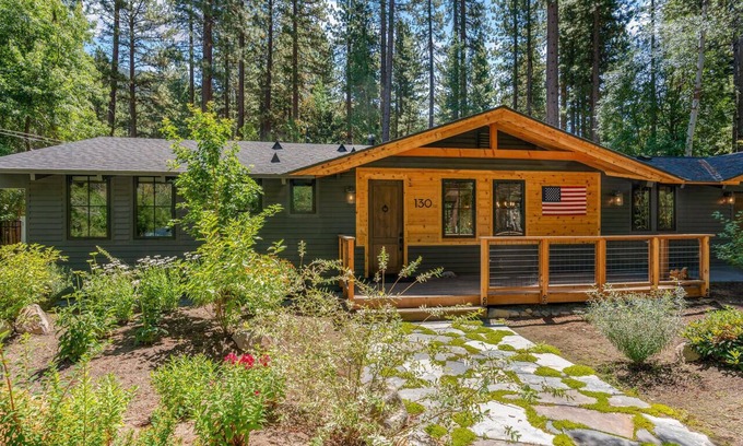 Incline Village House | Modern Millcreek Home