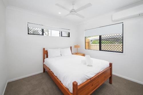 Kuraby House | Modern New-Build Peaceful Home Studio