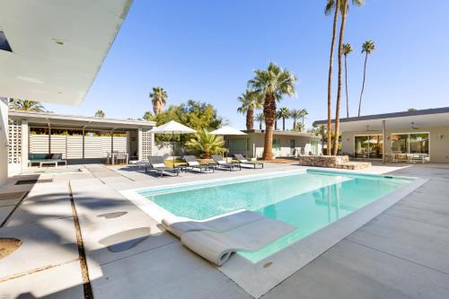 Palm Springs House | Modern Palms