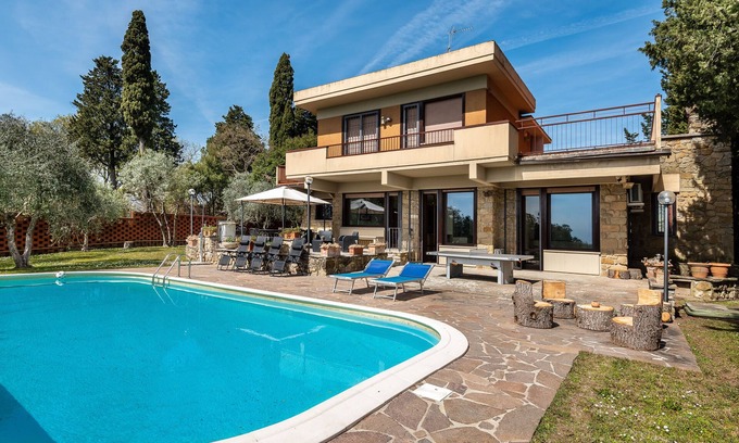 Florence Villa | Modern Panoramic Villa with swimming pool in Florence - Tuscany