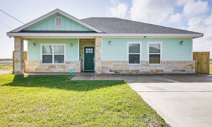 Port Isabel House | Modern Port Isabel Home: Coastal Family Home!