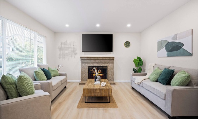 Vallejo House | Modern & Private East Bay Retreat in Vallejo!