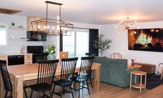 Georgetown House | Modern Ranch on 10 Acres