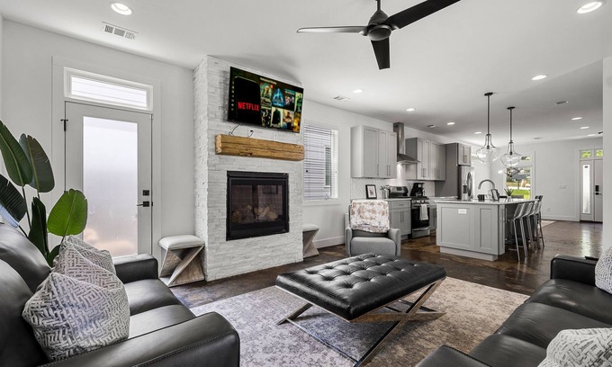 Atlanta House | Modern Retreat, nestled in the midst of West Midtown