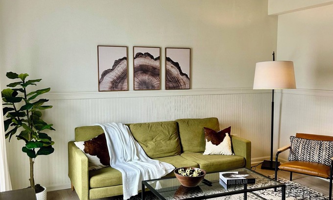 South Baton Rouge House | Modern Retreat