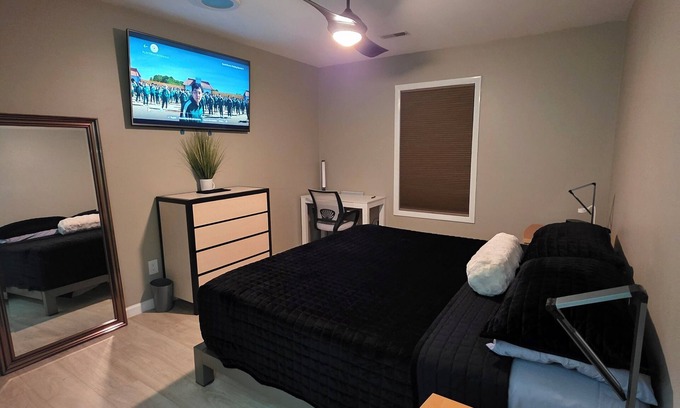High Point Condo | Modern/Retro 1br Condo by Exceptional Stays