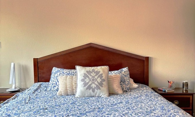 Pflugerville House | Modern Space Near Tesla & Waterpark | Free Parking