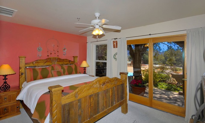 Oak Creek Apartment | Modern Spanish style Inn with upgraded amenities and beautiful views of Sedona
