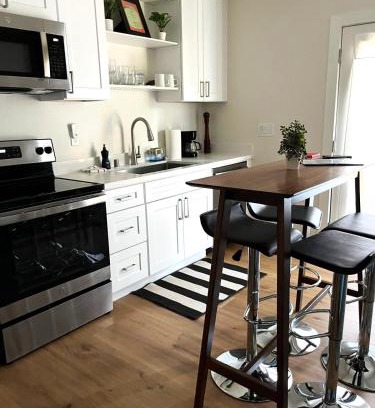 Marysville Resort | Modern Studio in MarysVille A Forest Haven