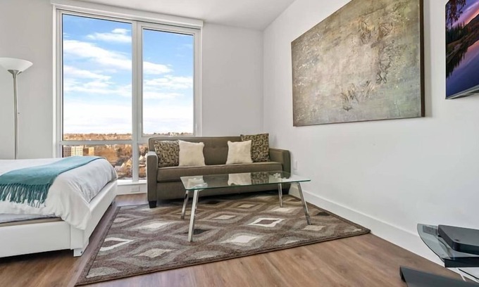 White Plains Apartment | Modern Studio | Upscale Amenities | Kitchen & Laundry