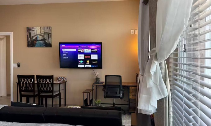 Riverside Apartment | Modern Studio w/King Bed, Balcony, Kitchenette