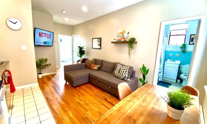 Hoboken Apartment | Modern & Sunny FamFriendly 2BR Home, 1 stop to NYC