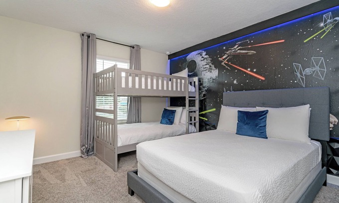 Kissimmee Cottage | Modern Townhome W/private Pool & Free Water Park!