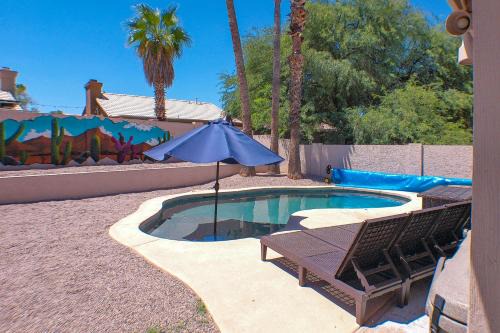 Continental Ranch House | Modern Tucson Getaway with Private Pool and Fire Pit!