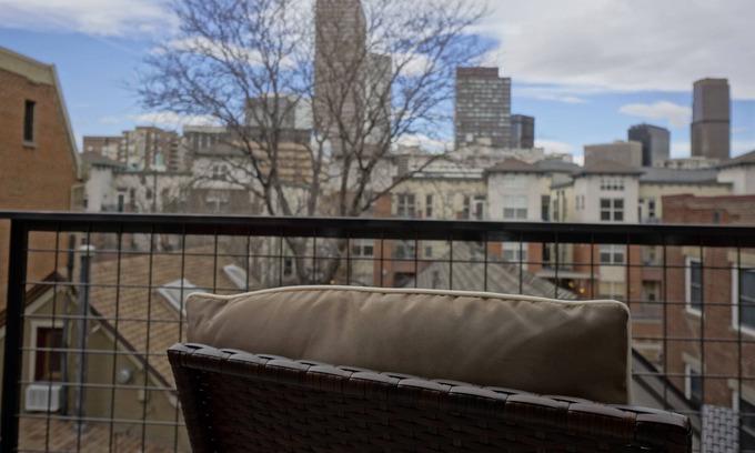 Uptown Apartment | Modern Uptown Charmer with Skyline Views
