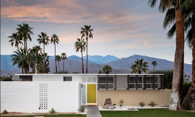 Twin Palms House | Modernism Rediscovered. William Krisel Designed Julius Shluman Published House