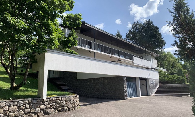 Travexin Villa | Modernist villa 5 minutes from La Bresse