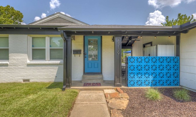 Turner Park House | ModernNest-KS Bed| Fire Pit Near TU Expo Downtown