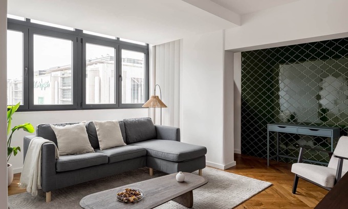 Pena House | Moderno e bonito apt T3 junto ao El Corte Ingles, Modern and beautiful three-bedroom apartment next .