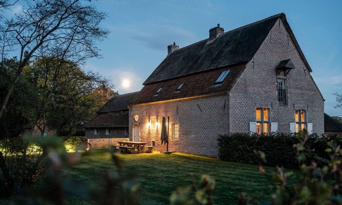 Tongerlo House | Molenhuis: bijzondere vakantiewoning op erfgoeddomein in het groen