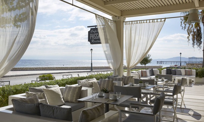 Corfu Town Hotel | Mon Repos Palace - Adults Only