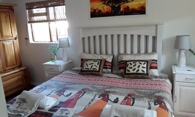 Kleinmond Apartment | Mona's Risibiki