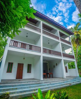 Talalla Hotel | Monarathanna