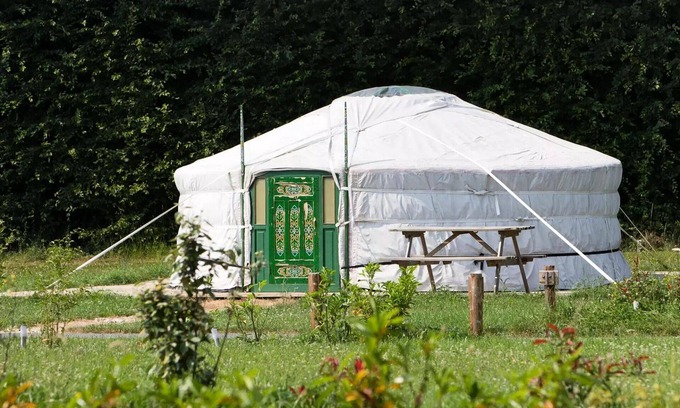 Dienne Cabin | Mongolian yurt 4 persons