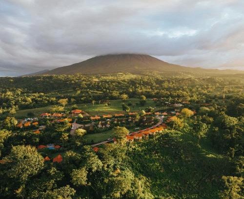 Arenal Hot Springs Hotel | Montaña de fuego Mountain Resort & Spa