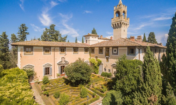 Montegufoni Other | Montegufoni 1b - Apartment with swimming pool