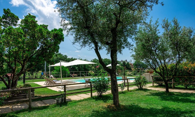 Ostra Vetere House | MONTENOVO Country House: RUSTIC home 20% discount from 01/09 to 31/10