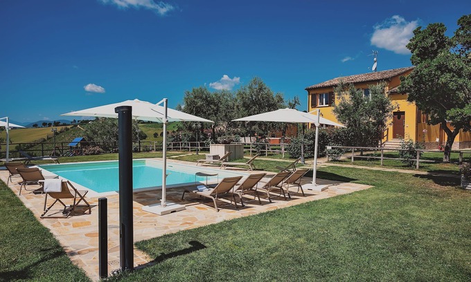 Ostra Vetere House | Montenovo Country House SHABBY CHIC 20% discount from 01-09 to 31-10