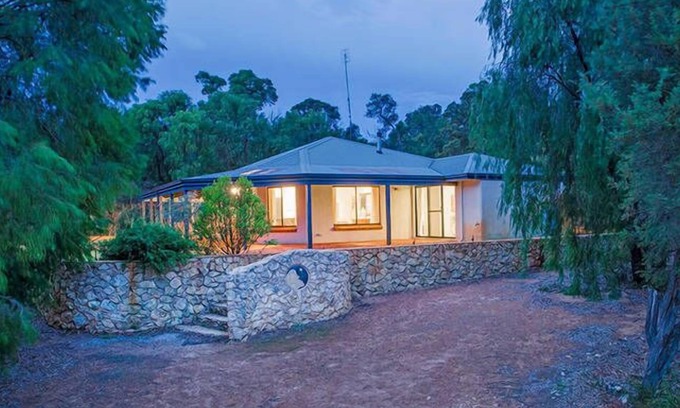 Yallingup House | Moon Rise Pet Friendly Retreat