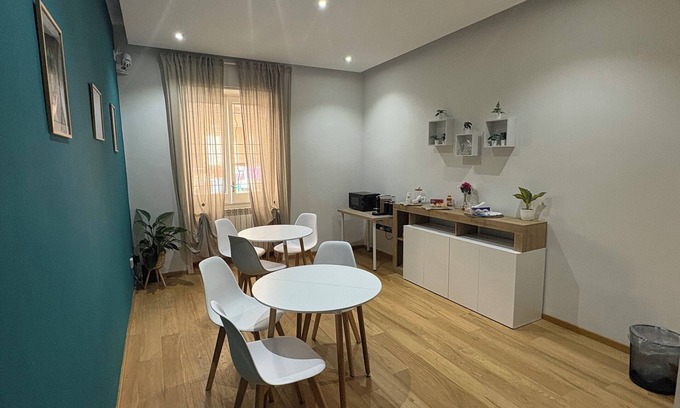 Cava de' Tirreni House | Moonlight Drive