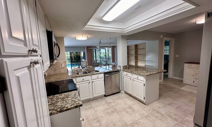 Moorings House | Moorings golf course! Southern exposure home