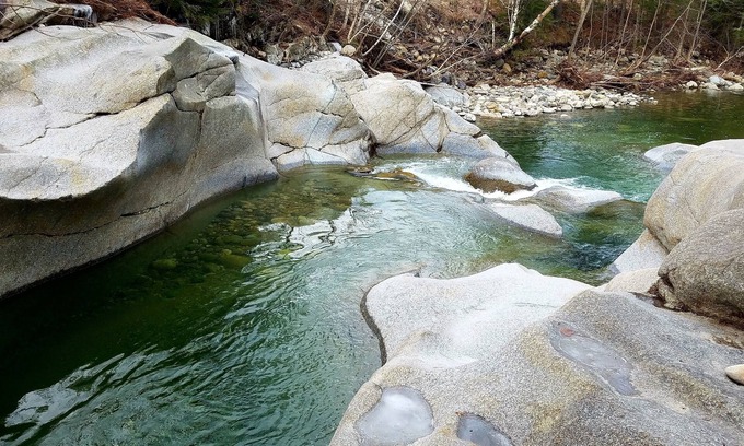 Warren House | Moose Chalet - A Fun Vacation Home In The White Mountains By The Baker River!