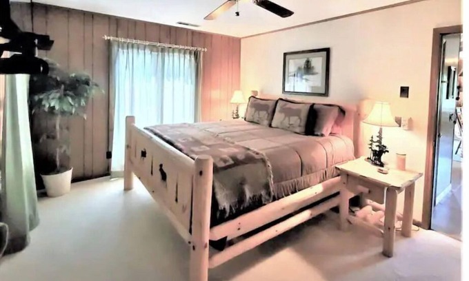 Clarks Chapel House | Moose Manor